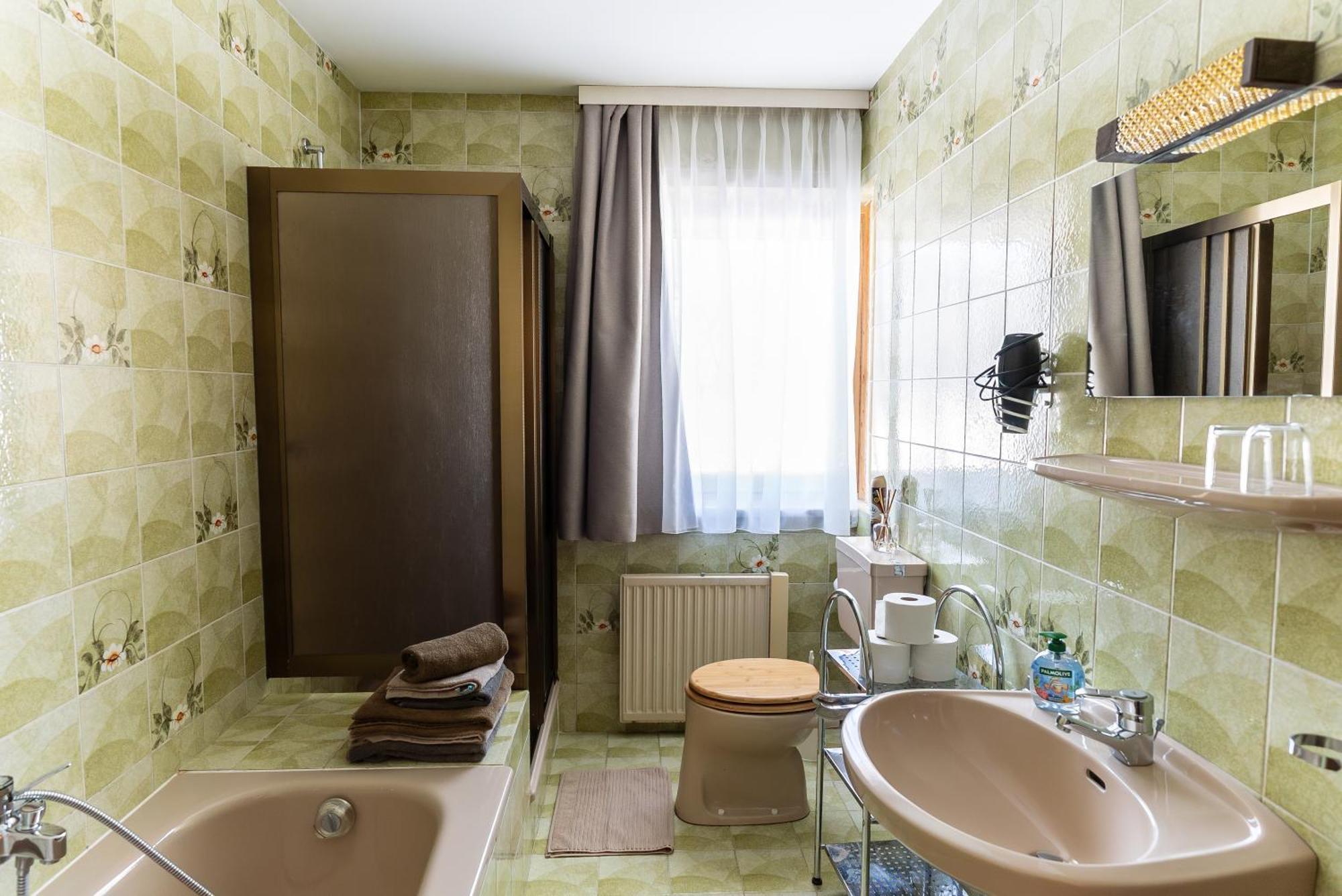 Apartmenthaus Pernull 特洛普拉赫 客房 照片